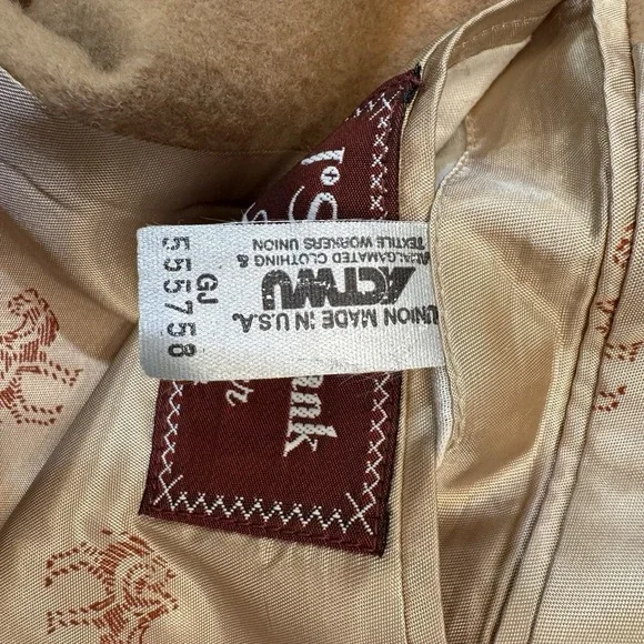 Jos A Bank 100% Camel Hair Blazer Jacket Mens 42 Two Button Business Sport Coat